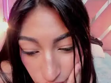 Luisamorety  live sex cam