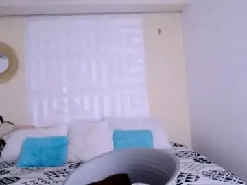 Luna_mcry  live sex cam