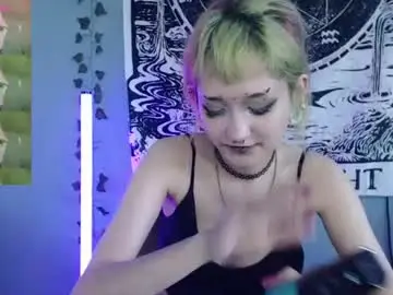 Milten_trish  live sex cam