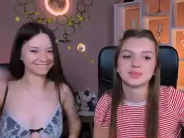 Moon_angela  live sex cam