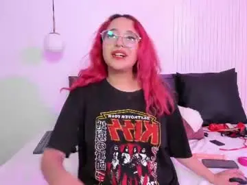 Raven_nyx_  live sex cam