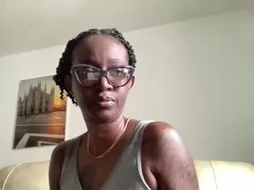 Saucyslimz  live sex cam