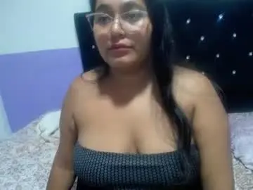 Sexy_love_155  live sex cam