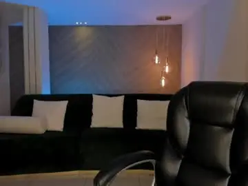 Valeriaroldanx  live sex cam