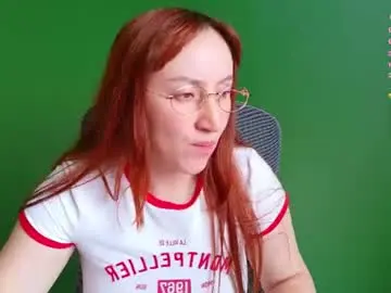 Bethory  live sex cam