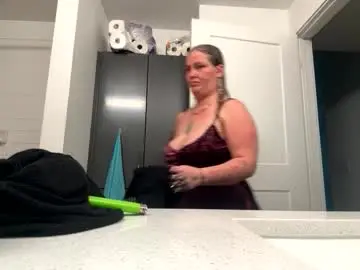 Bonnieross18  live sex cam