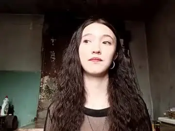 Elouisevallian  live sex cam