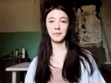 Elouisevallian  live sex cam