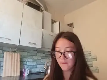 Elouisevallian  live sex cam