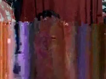 Hoelykarina  live sex cam