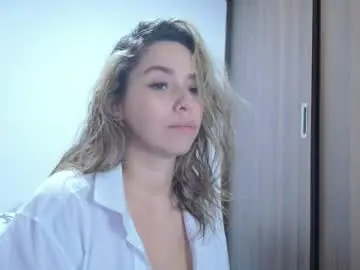 Isabellaa_smith03  live sex cam