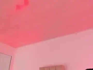 Michaelwalkerr  live sex cam