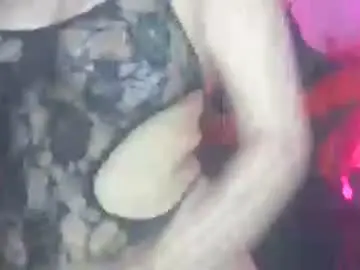 Morenafit  live sex cam