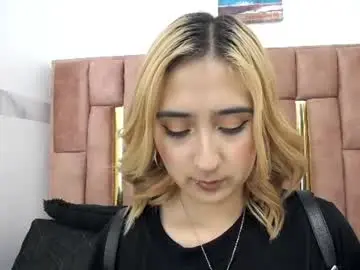 Naomi_rodman  live sex cam