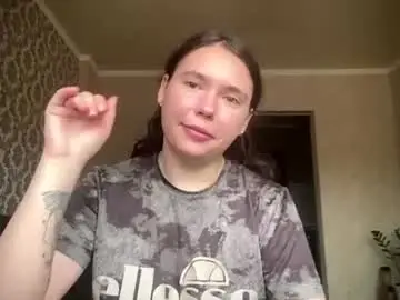 Yolandegoslee  live sex cam