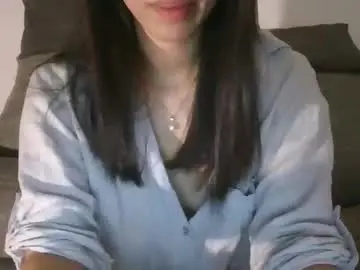 Axuepetitt  live sex cam