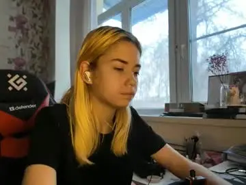 Charleneschonert  live sex cam