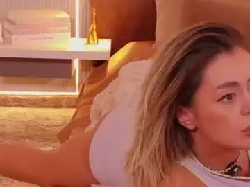 Chloevee  live sex cam