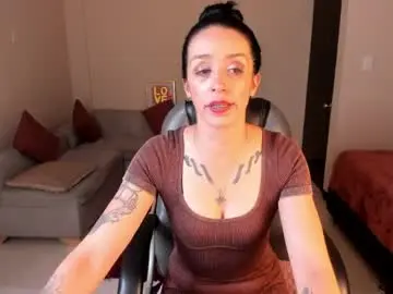 Kristen_garner  live sex cam