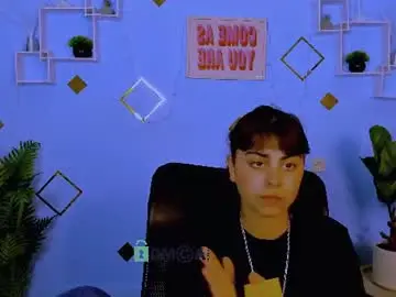 Shadow_kiss  live sex cam