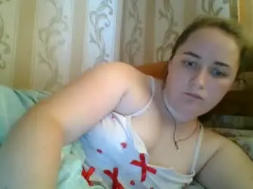 Skyressie333  live sex cam