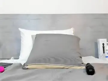 Sunnywhitee  live sex cam