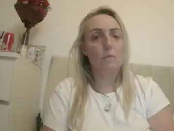 Theblondecocklover  live sex cam