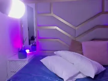 Victorialuxx_  live sex cam