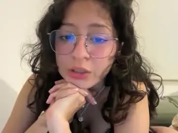 Alicatcua  live sex cam