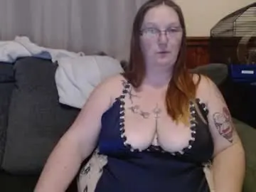 Bigtitsgirl9991  live sex cam