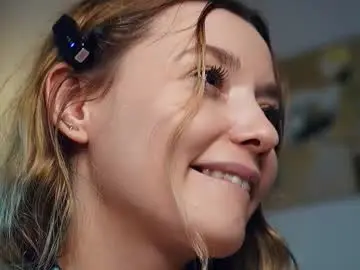 Cutenass  live sex cam