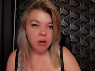Cyberdomme  live sex cam