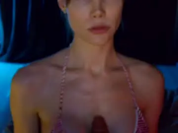 Flowerr_powerr  live sex cam