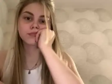 Heyfuckuu  live sex cam