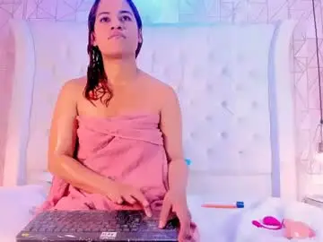 Ivonnepretty_  live sex cam