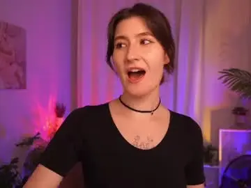 Mayshawty  live sex cam