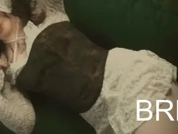 Mayshawty  live sex cam