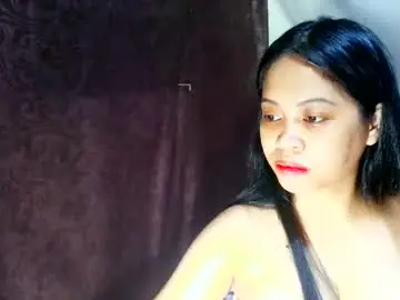 Rylee_beau  live sex cam