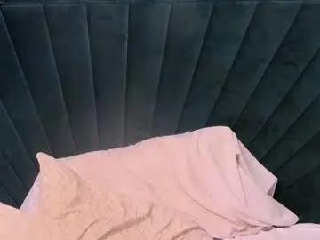 Brigitteris  live sex cam