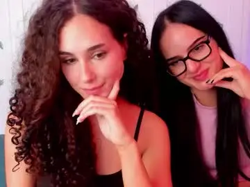 Cutie_patooties  live sex cam