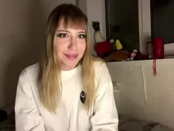 Freddahunnings  live sex cam