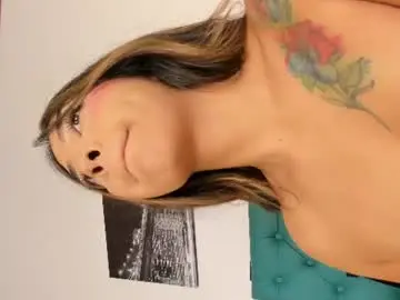 Heyjuliana_  live sex cam