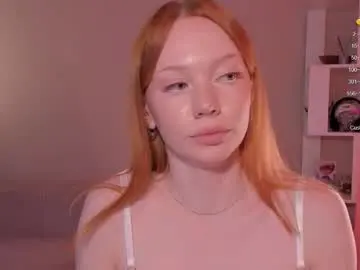 Honeyautumn  live sex cam