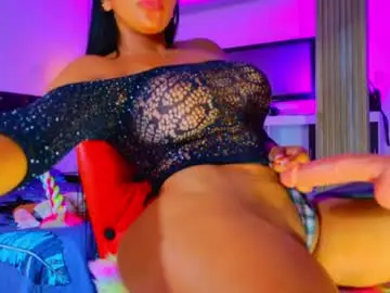 Karina4squirt  live sex cam