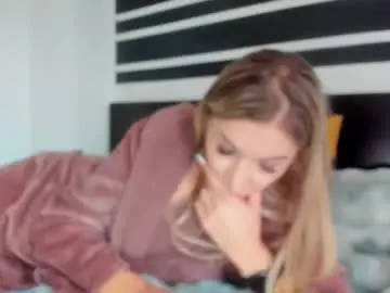 Lexy_cutie  live sex cam