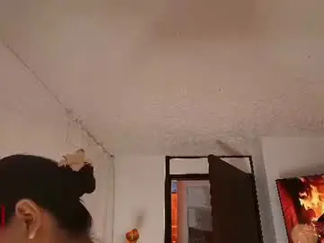 Lily_tay_  live sex cam