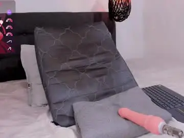 Luna_lobooo  live sex cam