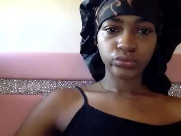 Nanaonn  live sex cam