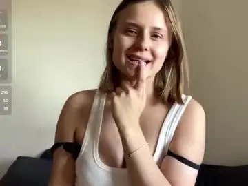 Shemikaneverson  live sex cam