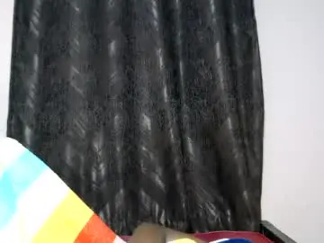 Skyebony2  live sex cam
